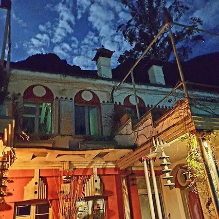 Zentral Club Voltio-jacuzzi Apartment Belmonte De Miranda